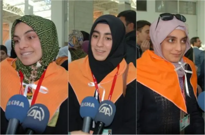 Umreye Giden Öğrenciler Türkiye için dua edecekler