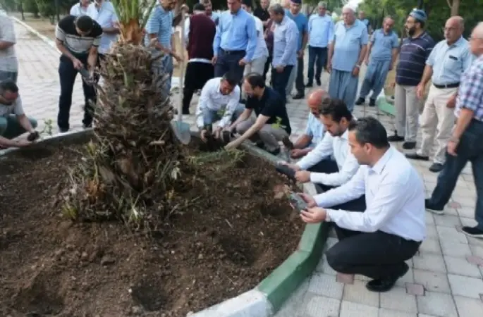 Tarsus Müftülüğü'nden fidan dikimi