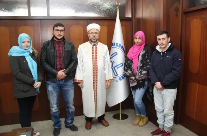 Alman Nışanlı Sara ve Maria,Müslüman oldu