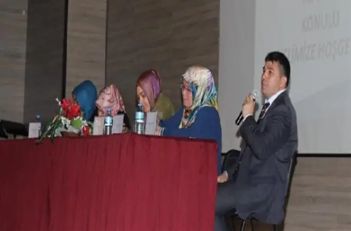 Bilgi ve Değer Bağlamında Kadın