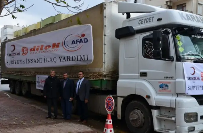 Antalya'dan Suriye'ye 1 Tır Dolusu İlaç Yardımı