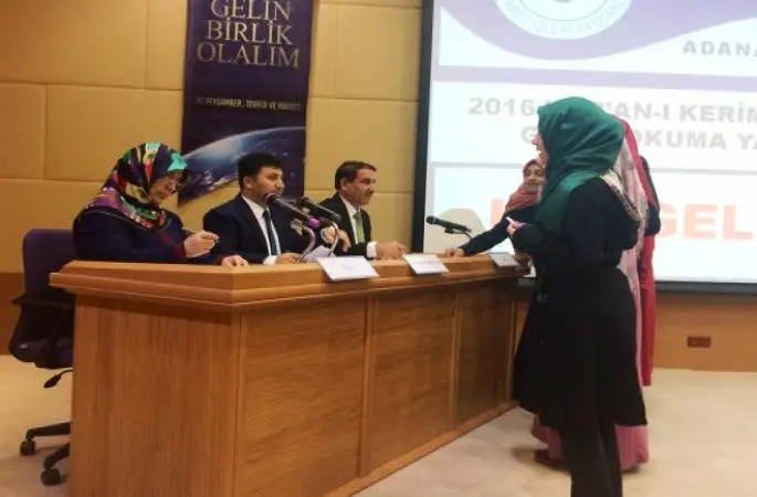 Adana'da Kur'an-ı Kerim'i en güzel okuyan öğrenciler seçildi