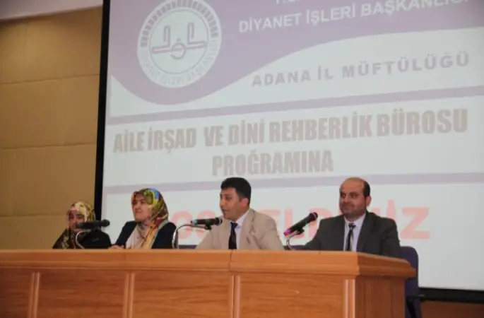Adana’da "Mahremiyet Bağlamında Sosyal Medya ve Aile" Panel