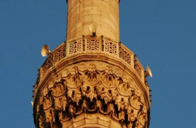 CAMİDEN MÜZİK YAYININA SERT TEPKİ