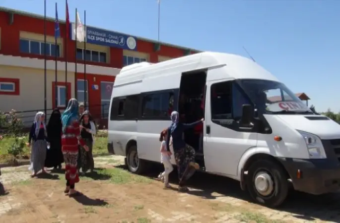 Kur'an dersinden sonra spora gidiyorlar