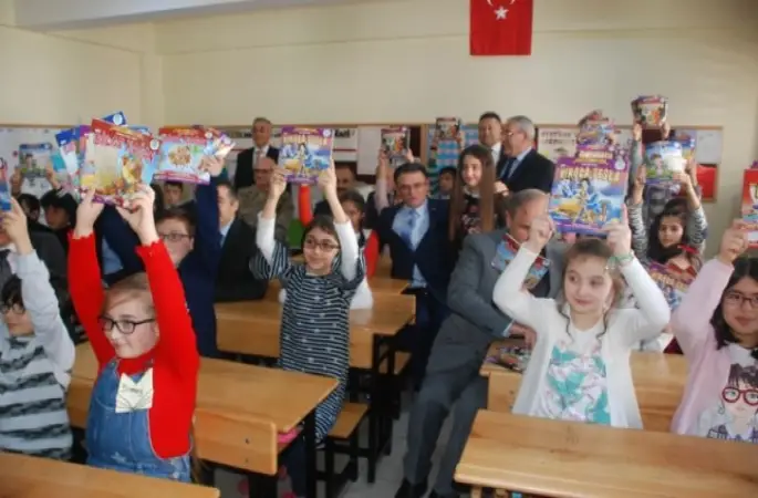 Tokat'ta 200 bin kitap çocuklarla buluştu