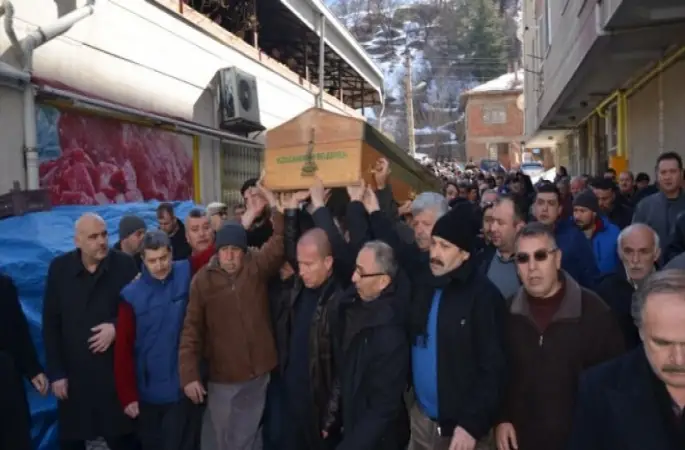 Müftü Aydın Dualarla Toprağa verildi.