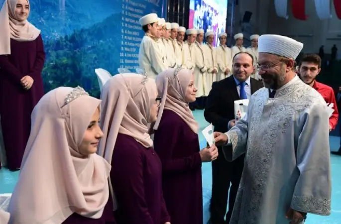 Erbaş, Rize'de 'Hafızlık İcazet Merasimi'ne katıldı