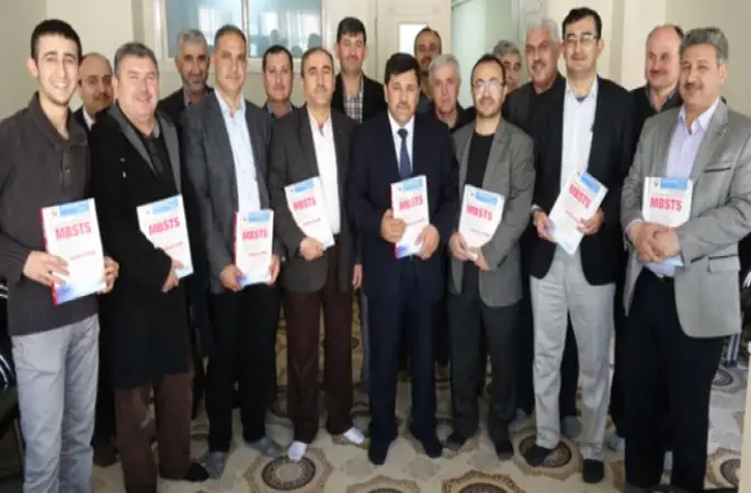 Din-Bir-Sen'in Ücretsiz Kitap Dağıtımı Devam Ediyor