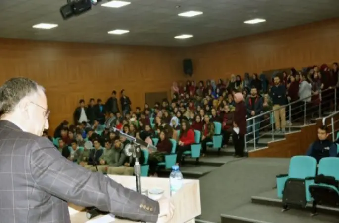 Müftü Gençlerle Buluştu