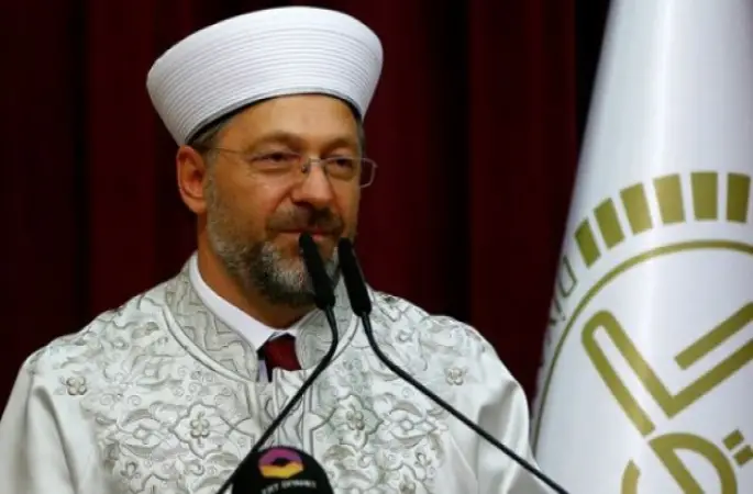 Diyanet İşleri Başkanı  Erbaş  Güney Kore'ye gitti.