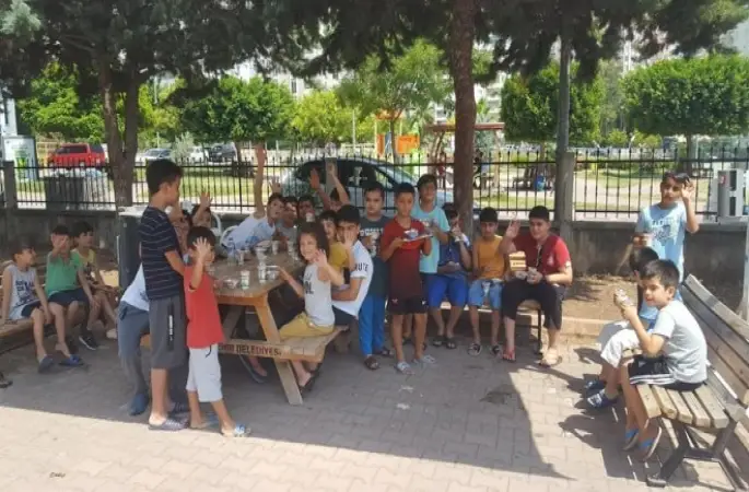 Yaz Kuran Kursu öğrencilerine pilav üstü tavuk ikramı