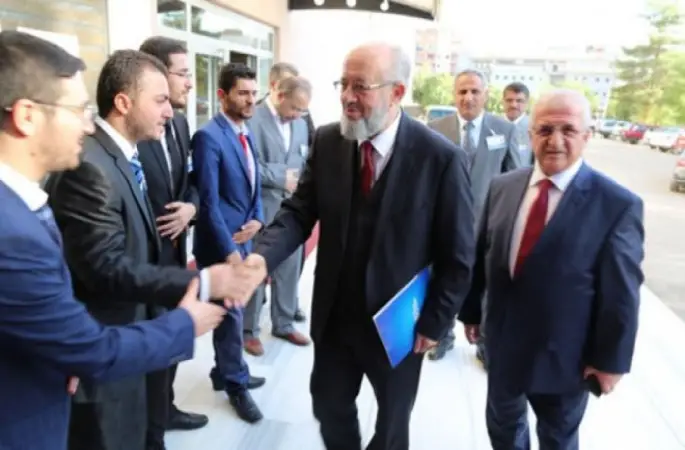 Kur'an’a dayalı eğitime önem vermeliyiz