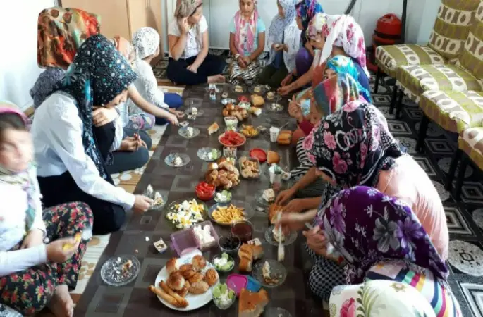 Yüreğir’de Yaz Kur’an Kursu Öğrencilerine Kahvaltı