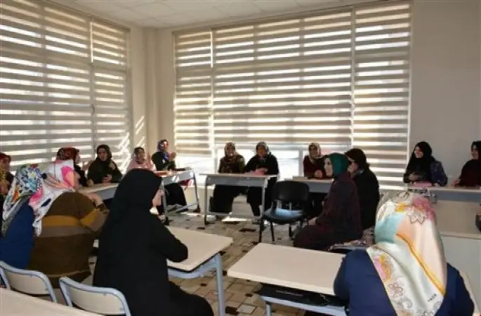 Kur'an Kursu Öğreticilerine İlk Yardım Eğitimi