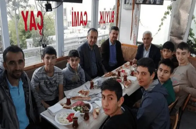 Sabah Namazında Buluştular