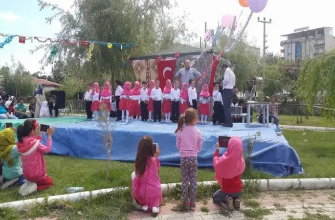 İhsaniye'de Kur'an Kursu 4-6 Yaş Grubu Yıl sonu Kapanış Programı