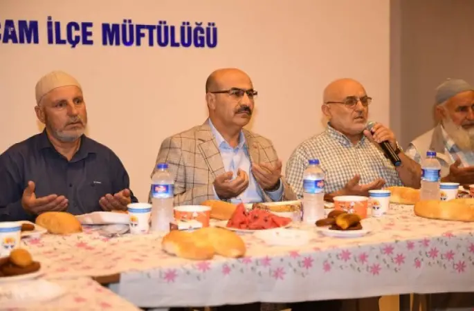 Vali Demirtaş ve Müftü Kaplan'dan Şehit Ailesine Moral