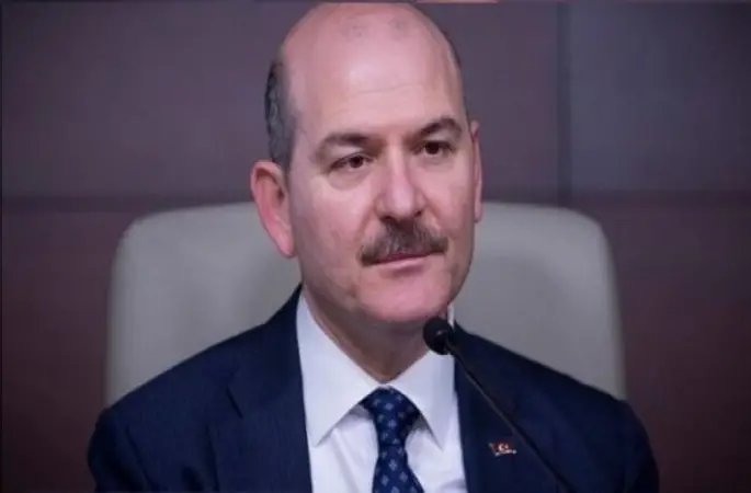 İçişleri Bakanı Süleyman Soylu Pazar Günü 21:29'da İstifa Ettiğini Açıklayarak Sevenlerini Üzdü