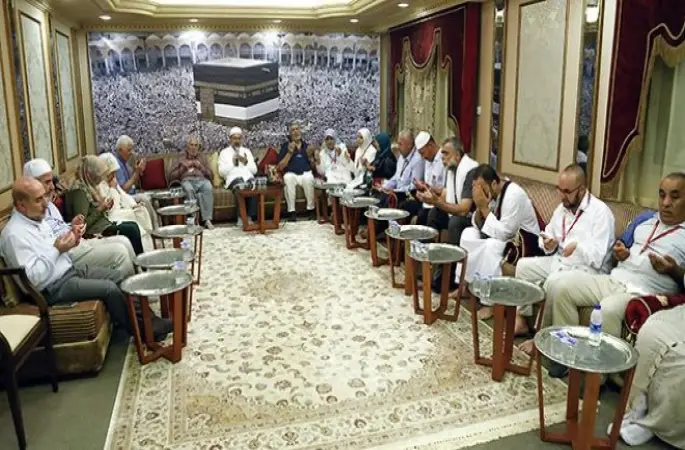 Görmez, Mekke’de 15 Temmuz şehitlerinin yakınlarıyla bir araya geldi