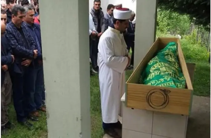 İmam babanın en zor görevi!