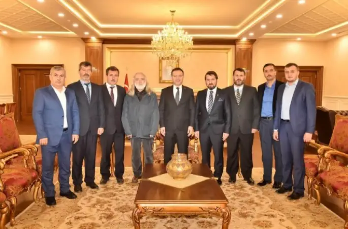 Türk Diyanet Vakıf-Sen Kocaeli Şube Yönetiminden Valiyi Ziyaret Etti