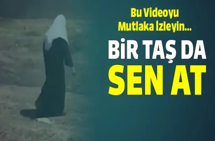 Bir taş da sen at,Filistin demek,Çaresizlik demek...