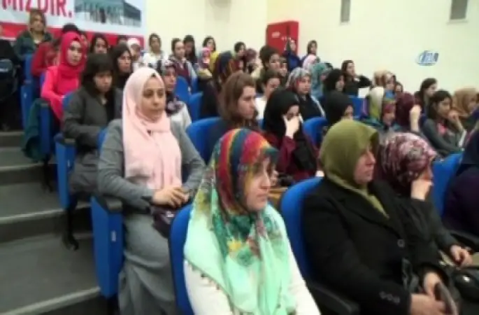 Erbaş Öğrencilerle Bir Araya Geldi