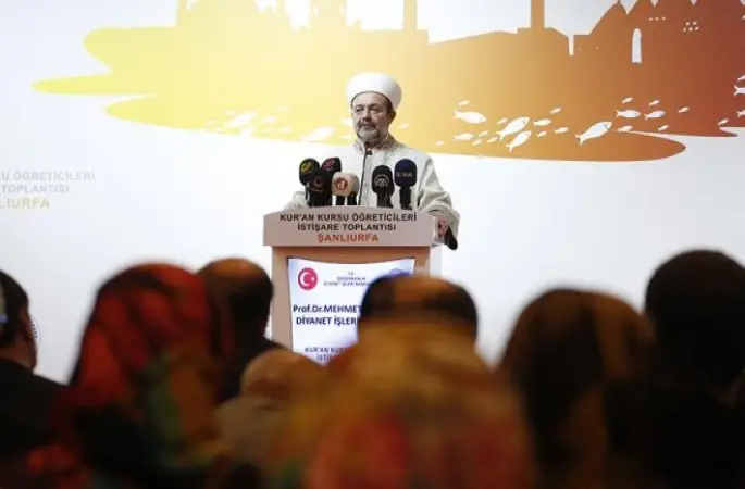 Görmez, Şanlıurfa'da 'Bayan Din Görevlileri İstişare Toplantısı'na katıldı.