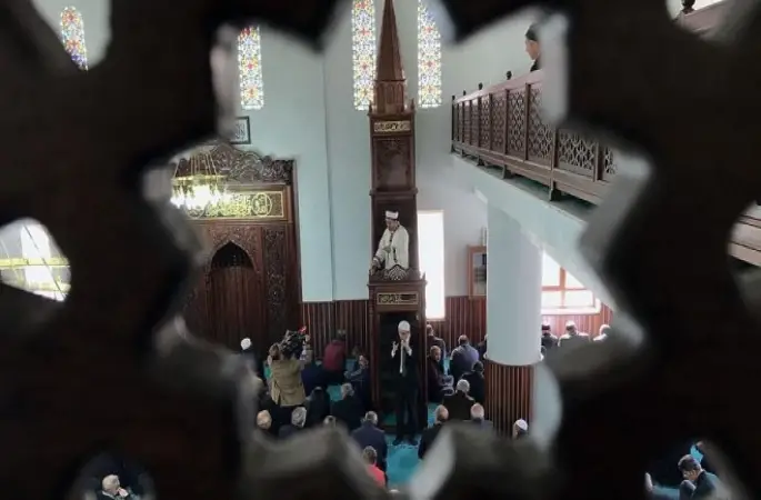 İşaret diliyle hutbe dönemi başladı