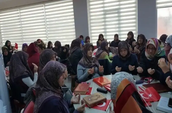 Şehitler için duygusal anma