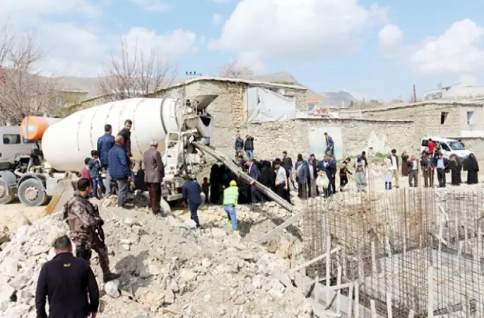 Taziye Evinin Temelini Kadınlar Attı