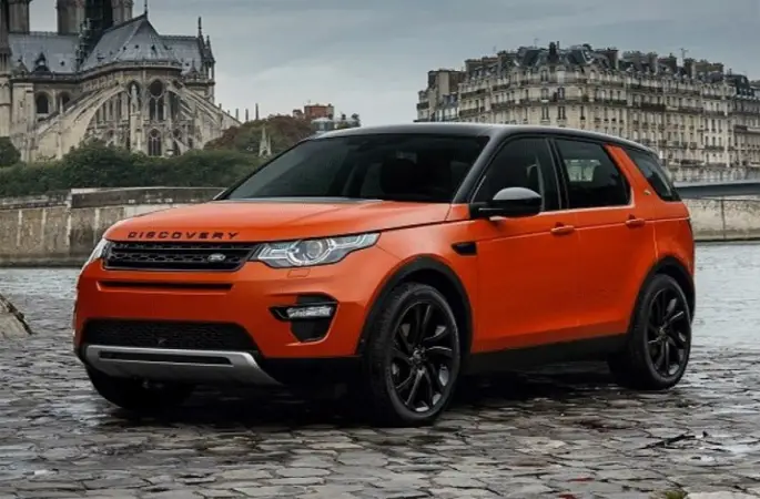 Land Rover’ın yeni modeli Discovery oto meraklılarını heyecanlandıracak