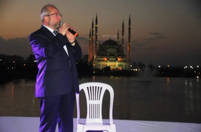 Tarihi Taşköprü'de İftar Verildi.