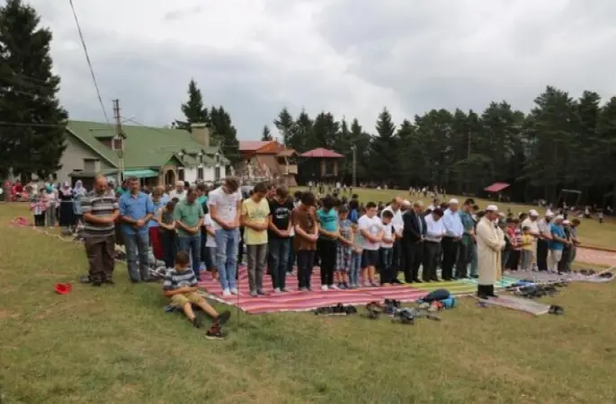 Kafkasör Yaylası'nda 1000 Yaz Kuran Kursu Öğrencisi Piknik yaptı