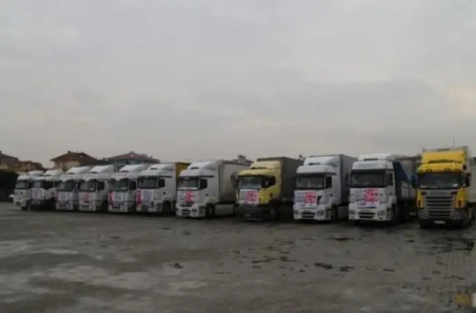 20 tır insani yardım Halep'e ulaştırılmak üzere Hatay'da