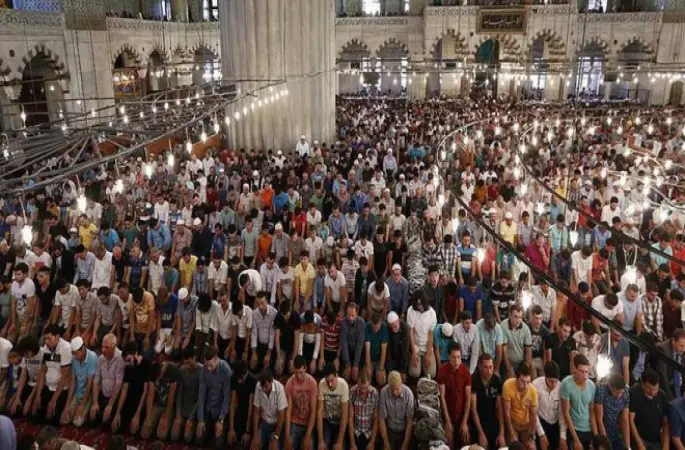 2019 Ramazan'ın ilk teravihi bugün kılınacak