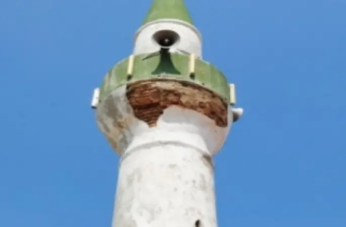 Minare alarm veriyor