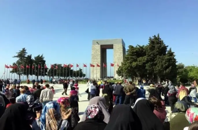 Kız Kur’an kursu kursiyerlerine Çanakkale gezisi