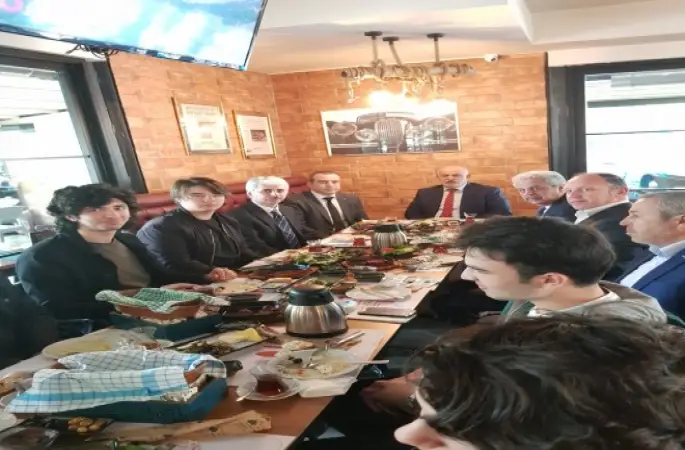 Sınava girecek öğrencilere moral ve motivasyon verildi