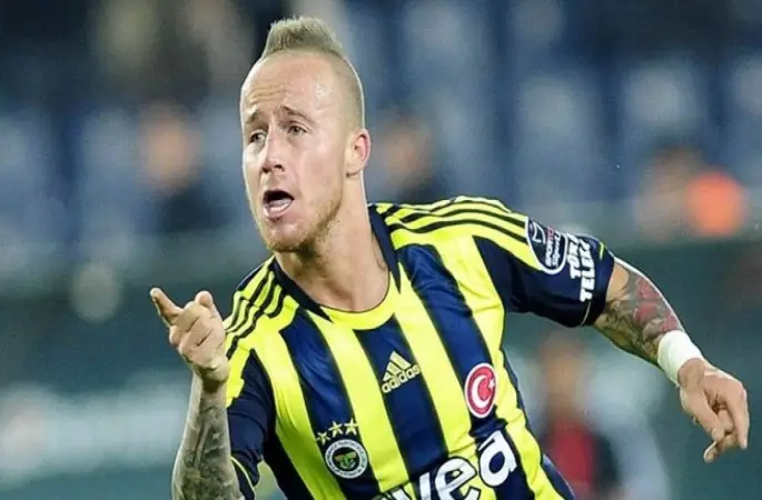 PA­OK Fenerbahçe'deki Miroslav Sto­uc­h'u geri istiyor