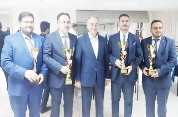 Kupalarını aldılar