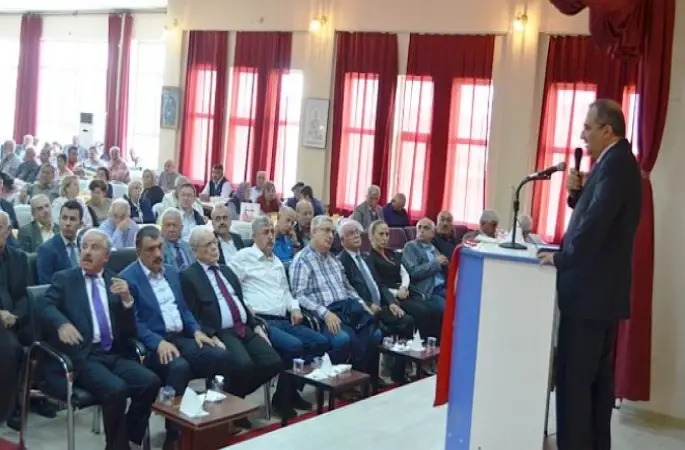 Dede de Aynı Duayı Ediyor, Müftü de