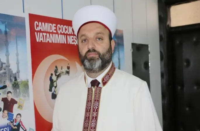 Müftü Açık,Çocukları camiden ve Kur'an-ı Kerim kurslarından soğutmayalım
