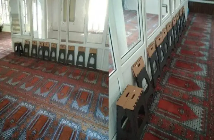 Ceyhan'daki camilerde oturaklar kaldırıldı