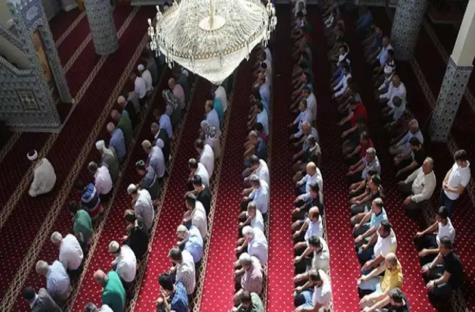 Cuma Namazından Sonra Zuhr-i Ahir Namazı Kılınması Gerekli Mi?