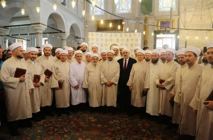 Aşere Takrib İcazet Merasimi Fatih Camiinde Yapıldı