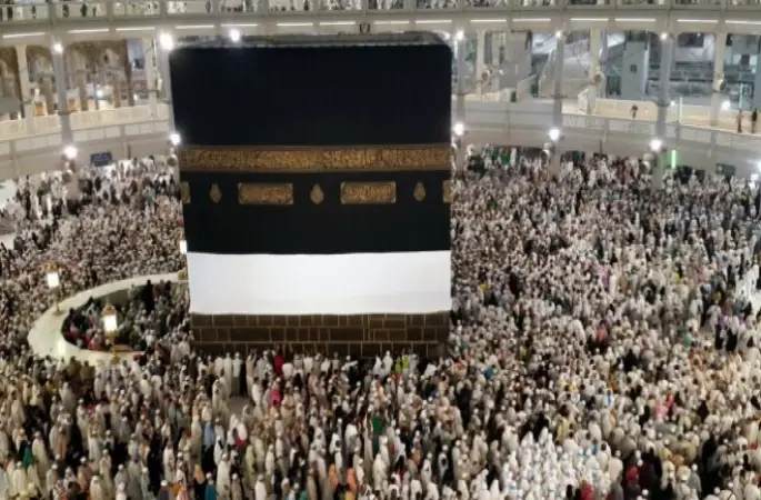 Kabe'de Mahşeri kalabalık