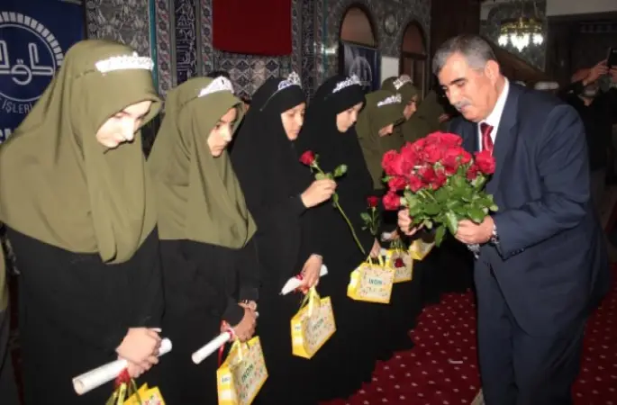 Osmaniye'de, Hafızlık İcazet Ve Taç Takma Töreni