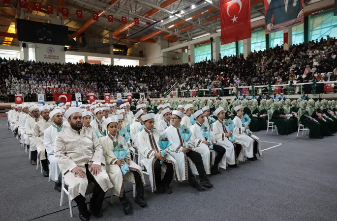 Erzincan’da 163 Hafız İçin Gurur ve Maneviyat Dolu Gün
